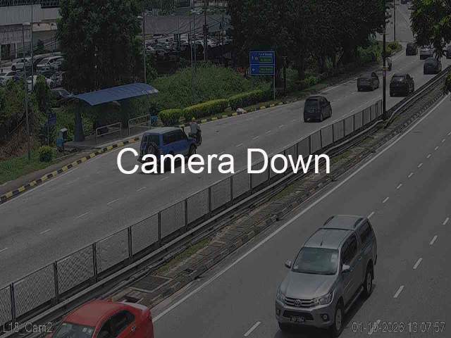 L18 C2 - JALAN PANDAN (HDPN. THE STORE) Traffic CCTV Camera, Updated On 28 Oct 2026, 11:55 PM